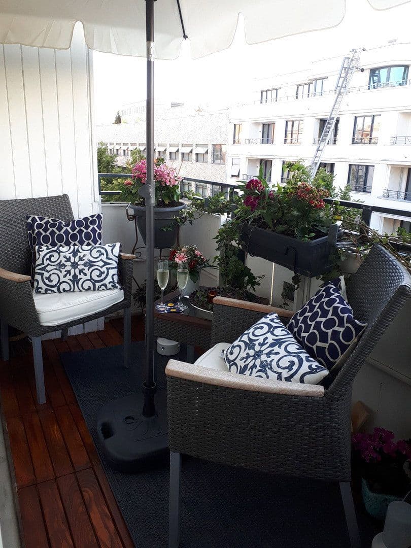 Prodej bytu 2+kk 80 m², Karlsruhe Straße / Kurfürstendamm, Berlin, Berlín Prodej bytu 2+kk 80 m², Karlsruhe Straße / Kurfürstendamm, Berlin, Berlín