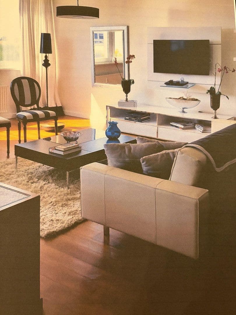 Prodej bytu 2+kk 80 m², Karlsruhe Straße / Kurfürstendamm, Berlin, Berlín Prodej bytu 2+kk 80 m², Karlsruhe Straße / Kurfürstendamm, Berlin, Berlín