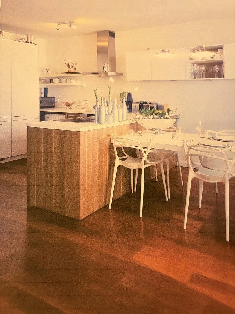 Prodej bytu 2+kk 80 m², Karlsruhe Straße / Kurfürstendamm, Berlin, Berlín Prodej bytu 2+kk 80 m², Karlsruhe Straße / Kurfürstendamm, Berlin, Berlín