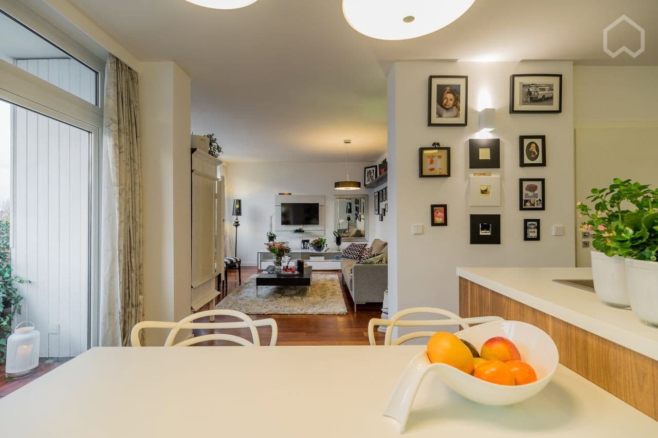 Prodej bytu 2+kk 80 m², Karlsruhe Straße / Kurfürstendamm, Berlin, Berlín Prodej bytu 2+kk 80 m², Karlsruhe Straße / Kurfürstendamm, Berlin, Berlín