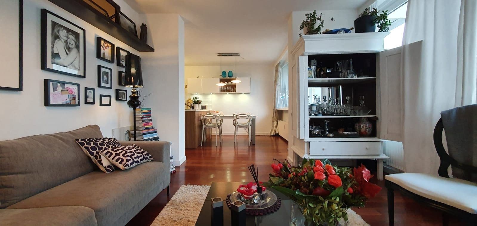 Prodej bytu 2+kk 80 m², Karlsruhe Straße / Kurfürstendamm, Berlin, Berlín Prodej bytu 2+kk 80 m², Karlsruhe Straße / Kurfürstendamm, Berlin, Berlín