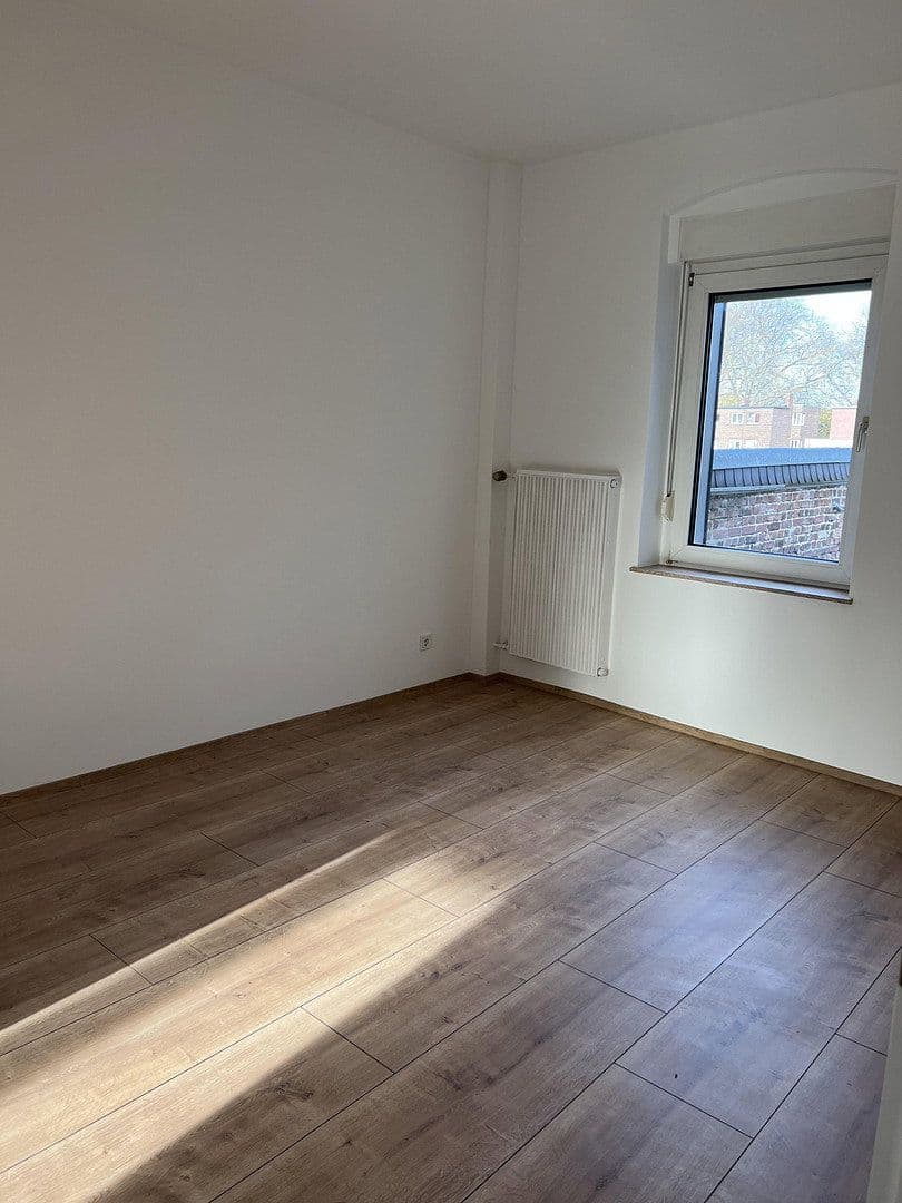 Pronájem domu 171 m², pozemek 371 m², Hasenweide 105, Frechen, Severní Porýní-Vestfálsko Pronájem domu 171 m², pozemek 371 m², Hasenweide 105, Frechen, Severní Porýní-Vestfálsko