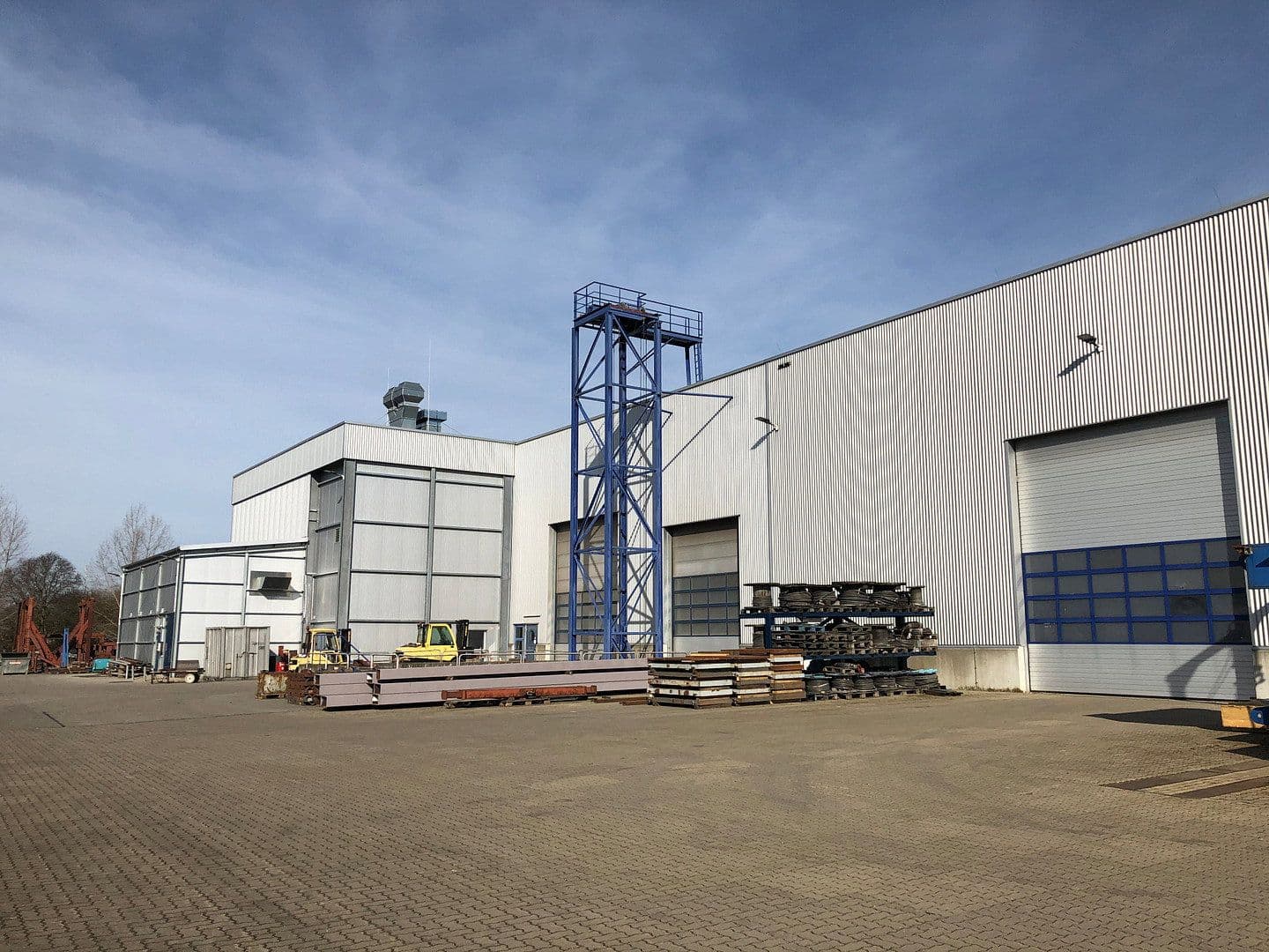 Prodej nebytového prostoru 25.719 m², Ahornstrasse 12, Rechlin, Mecklenburg-Vorpommern Prodej nebytového prostoru 25.719 m², Ahornstrasse 12, Rechlin, Mecklenburg-Vorpommern