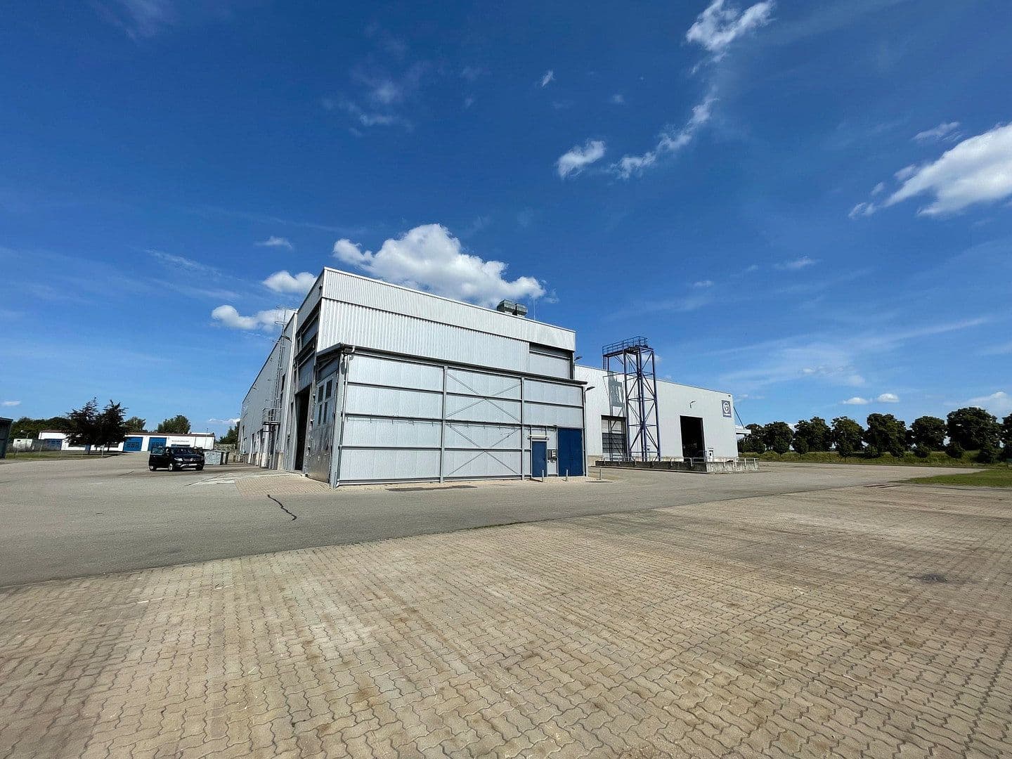 Prodej nebytového prostoru 25.719 m², Ahornstrasse 12, Rechlin, Mecklenburg-Vorpommern Prodej nebytového prostoru 25.719 m², Ahornstrasse 12, Rechlin, Mecklenburg-Vorpommern