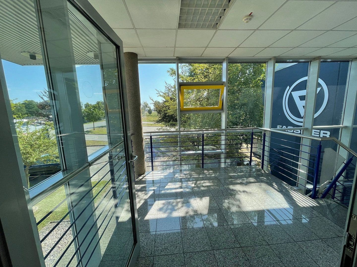 Prodej nebytového prostoru 25.719 m², Ahornstrasse 12, Rechlin, Mecklenburg-Vorpommern Prodej nebytového prostoru 25.719 m², Ahornstrasse 12, Rechlin, Mecklenburg-Vorpommern