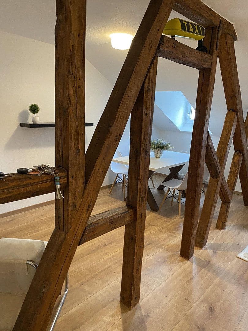 Pronájem bytu 2+kk 60 m², Moritzstr.8 Hinterhaus, Wiesbaden, Hessen Pronájem bytu 2+kk 60 m², Moritzstr.8 Hinterhaus, Wiesbaden, Hessen