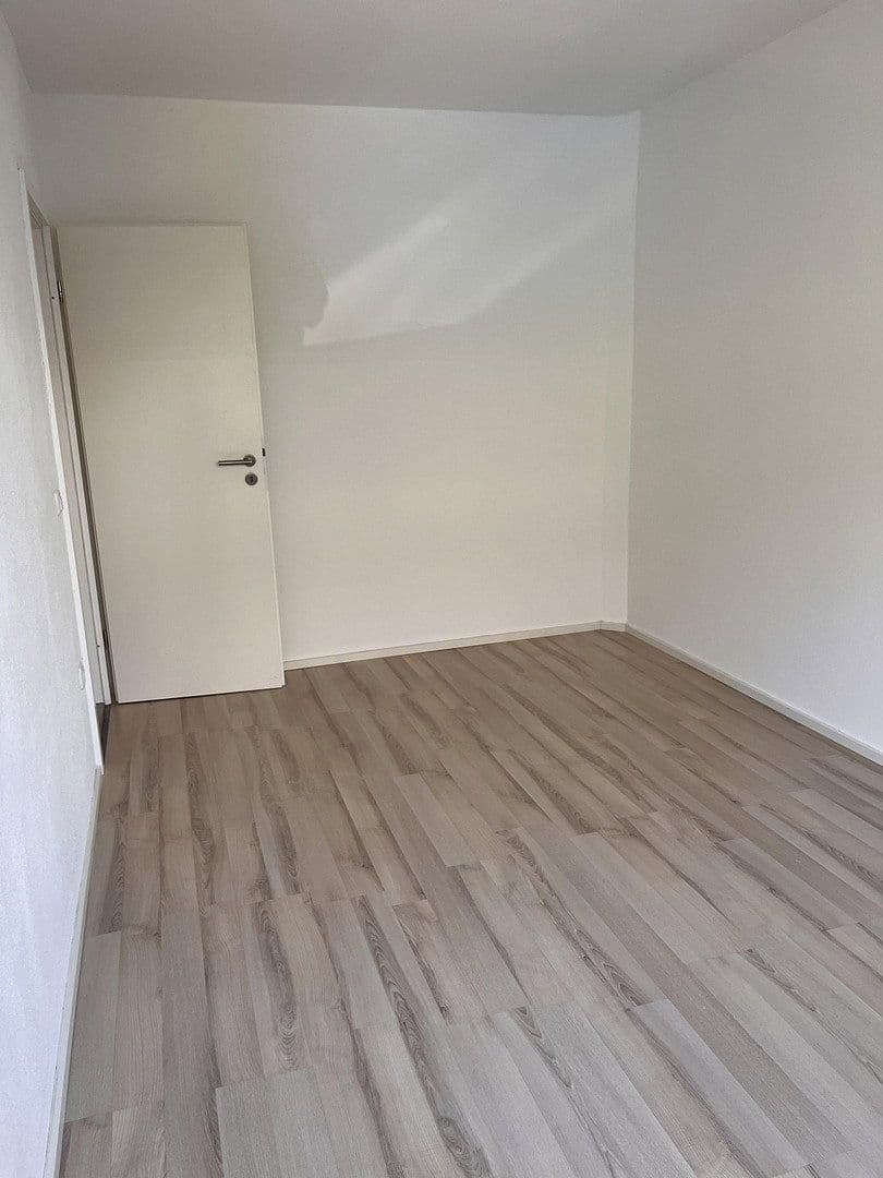 Pronájem bytu 5+1 124 m², Petristr. 7, Meitingen, Bavorsko Pronájem bytu 5+1 124 m², Petristr. 7, Meitingen, Bavorsko