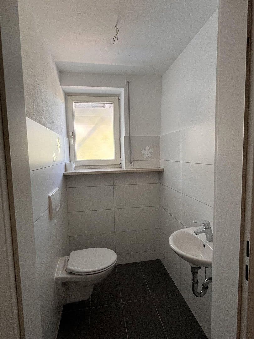 Pronájem bytu 5+1 124 m², Petristr. 7, Meitingen, Bavorsko Pronájem bytu 5+1 124 m², Petristr. 7, Meitingen, Bavorsko