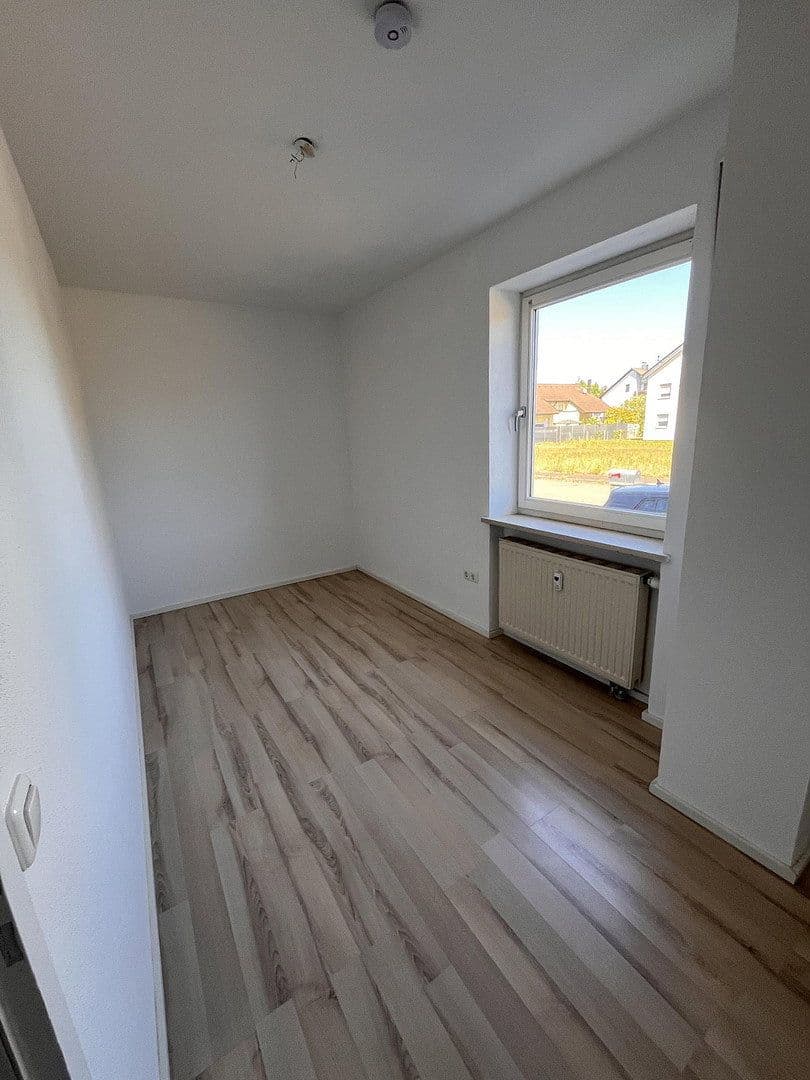 Pronájem bytu 5+1 124 m², Petristr. 7, Meitingen, Bavorsko Pronájem bytu 5+1 124 m², Petristr. 7, Meitingen, Bavorsko