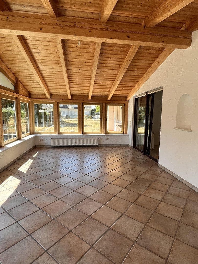 Pronájem bytu 5+1 124 m², Petristr. 7, Meitingen, Bavorsko Pronájem bytu 5+1 124 m², Petristr. 7, Meitingen, Bavorsko