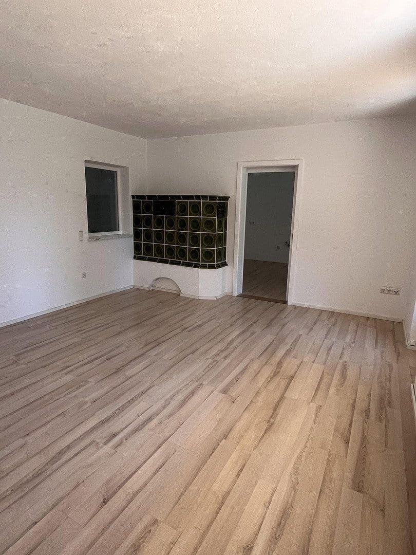 Pronájem bytu 5+1 124 m², Petristr. 7, Meitingen, Bavorsko Pronájem bytu 5+1 124 m², Petristr. 7, Meitingen, Bavorsko