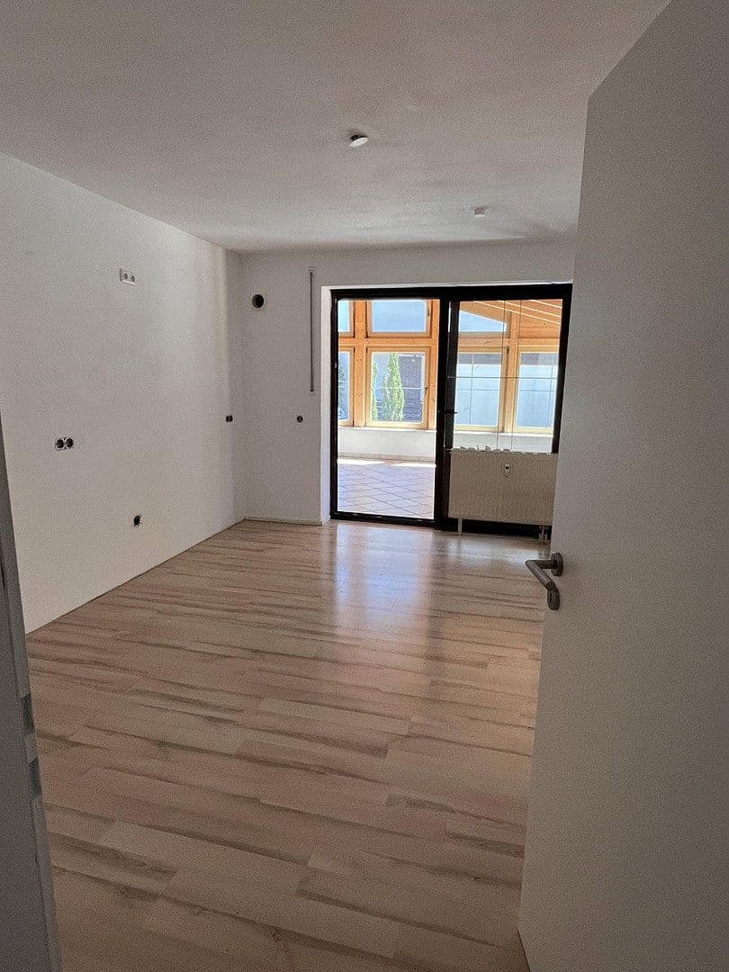 Pronájem bytu 5+1 124 m², Petristr. 7, Meitingen, Bavorsko Pronájem bytu 5+1 124 m², Petristr. 7, Meitingen, Bavorsko