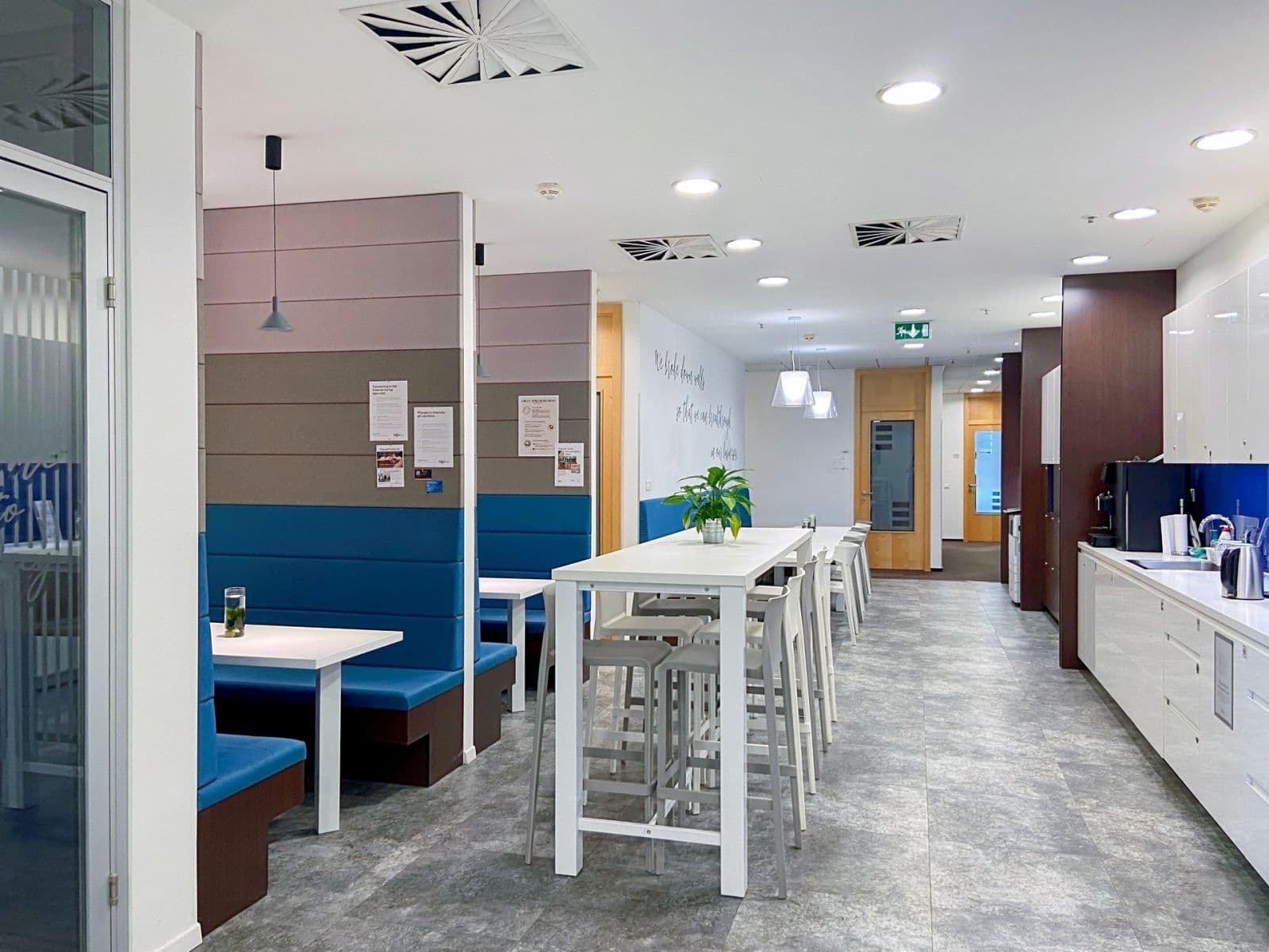 Pronájem kanceláře 60 m², Holandská, Brno, Jihomoravský kraj Pronájem kanceláře 60 m², Holandská, Brno, Jihomoravský kraj