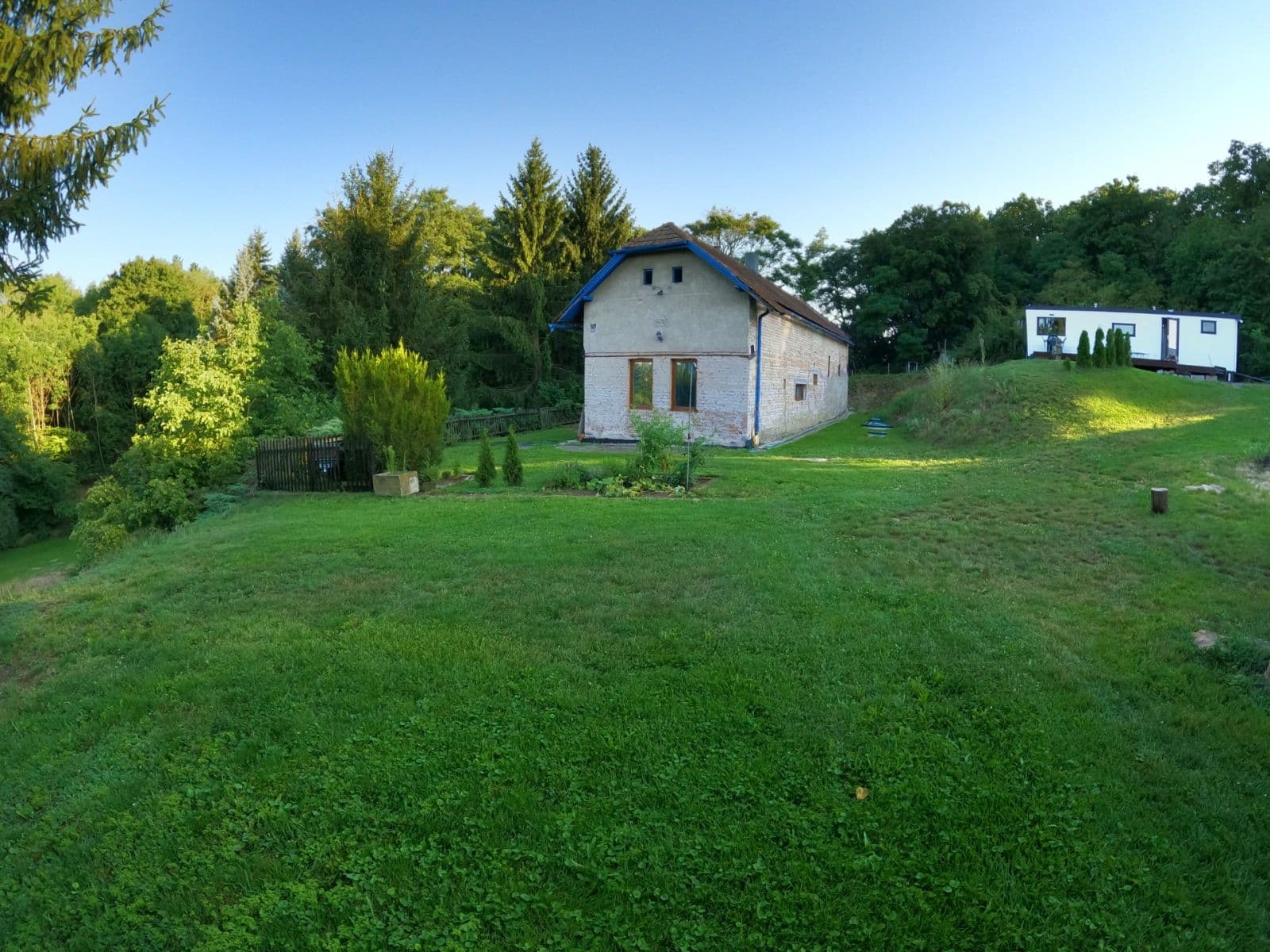 Prodej domu 140 m², pozemek 3.550 m², Kojice, Pardubický kraj Prodej domu 140 m², pozemek 3.550 m², Kojice, Pardubický kraj