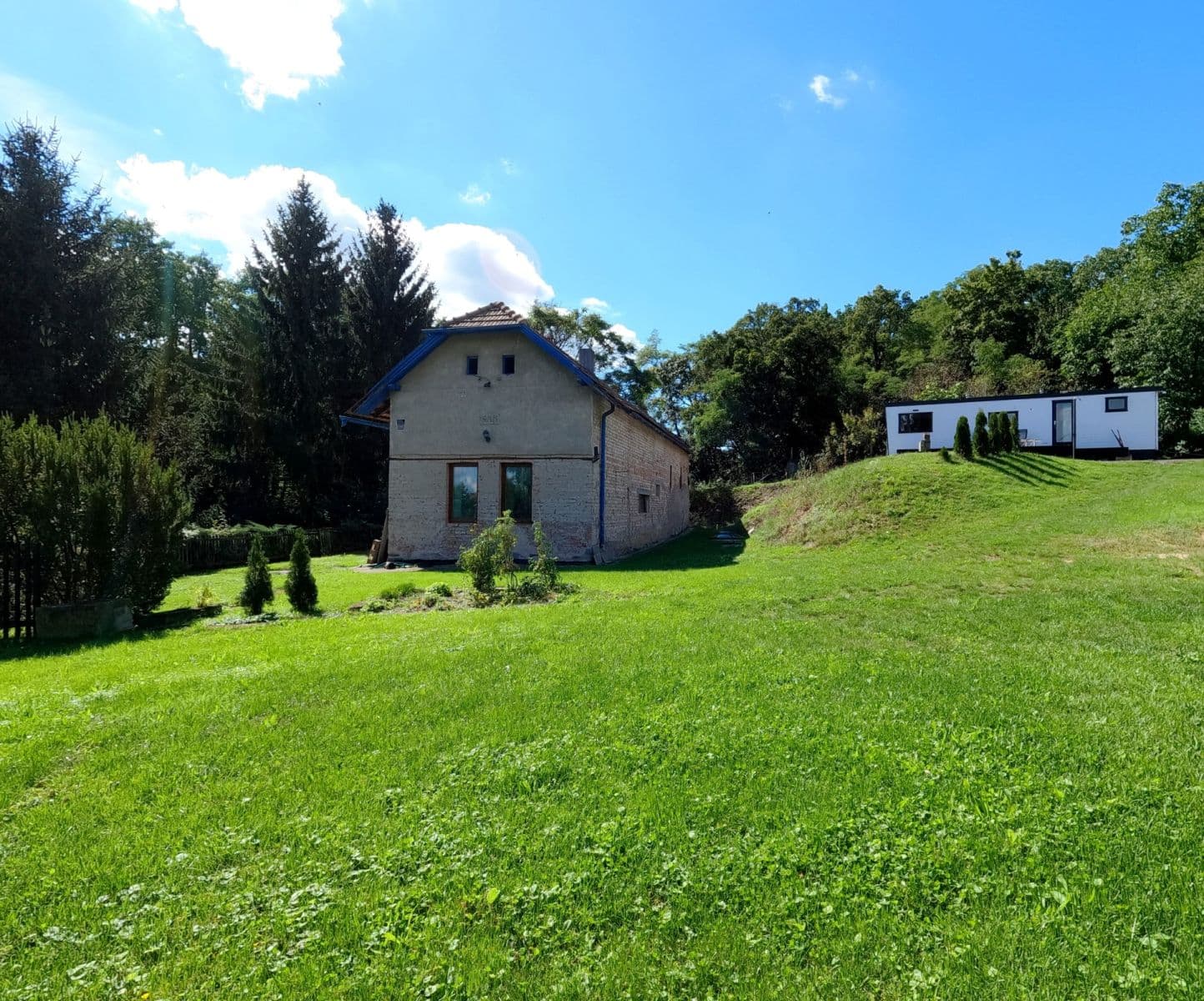 Prodej domu 140 m², pozemek 3.550 m², Kojice, Pardubický kraj Prodej domu 140 m², pozemek 3.550 m², Kojice, Pardubický kraj