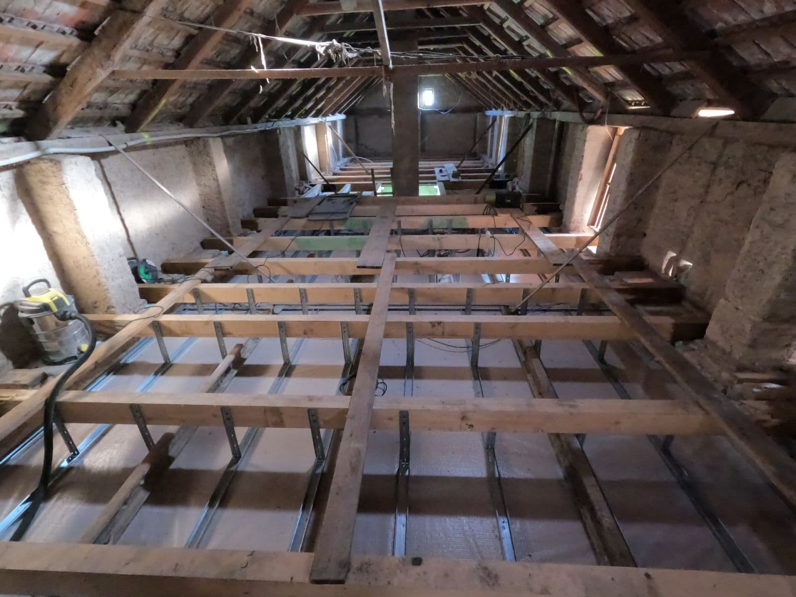 Prodej domu 140 m², pozemek 3.550 m², Kojice, Pardubický kraj Prodej domu 140 m², pozemek 3.550 m², Kojice, Pardubický kraj