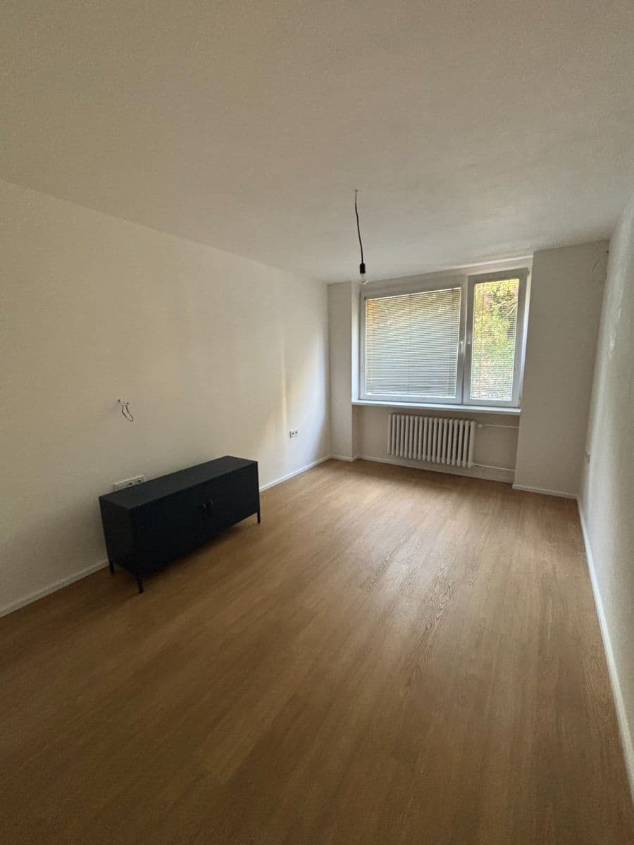 Pronájem bytu 3+kk 72 m², Mládežnická, Praha, Praha Pronájem bytu 3+kk 72 m², Mládežnická, Praha, Praha