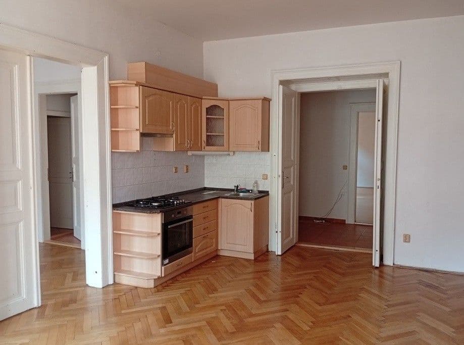 Pronájem bytu 2+1 87 m², Kollárova, Kutná Hora, Středočeský kraj Pronájem bytu 2+1 87 m², Kollárova, Kutná Hora, Středočeský kraj