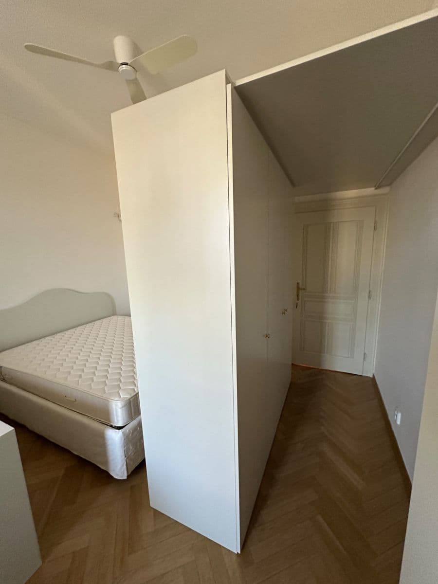 Pronájem bytu 1+kk 31 m², Valentinská, Praha, Praha Pronájem bytu 1+kk 31 m², Valentinská, Praha, Praha