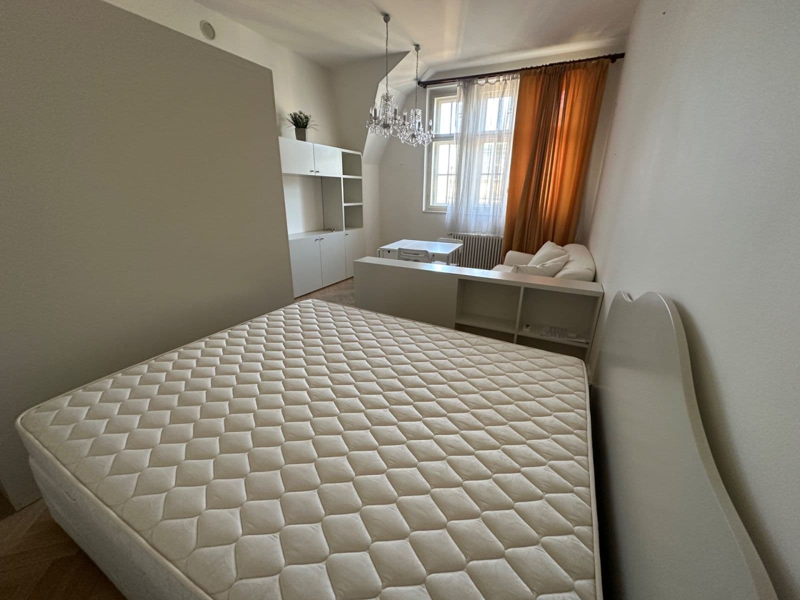 Pronájem bytu 1+kk 31 m², Valentinská, Praha, Praha Pronájem bytu 1+kk 31 m², Valentinská, Praha, Praha