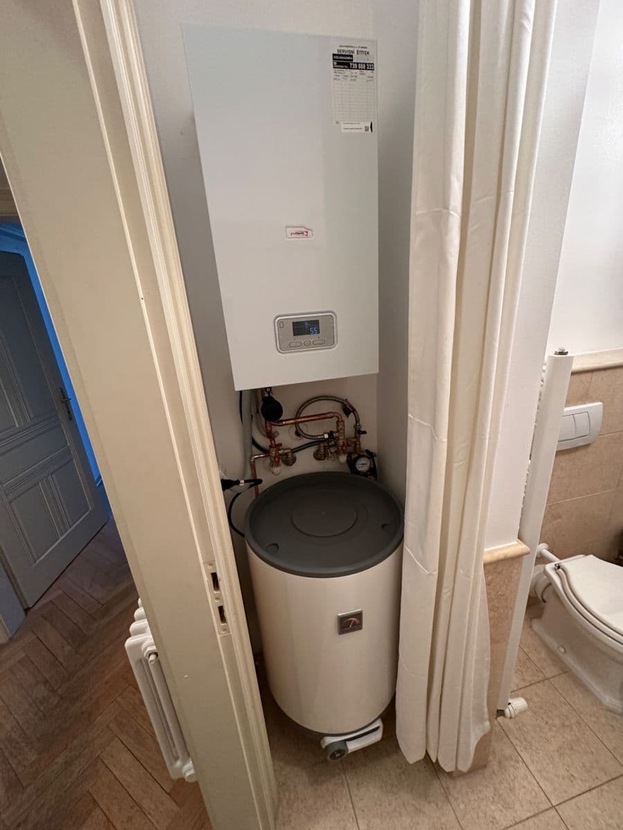 Pronájem bytu 1+kk 31 m², Valentinská, Praha, Praha Pronájem bytu 1+kk 31 m², Valentinská, Praha, Praha