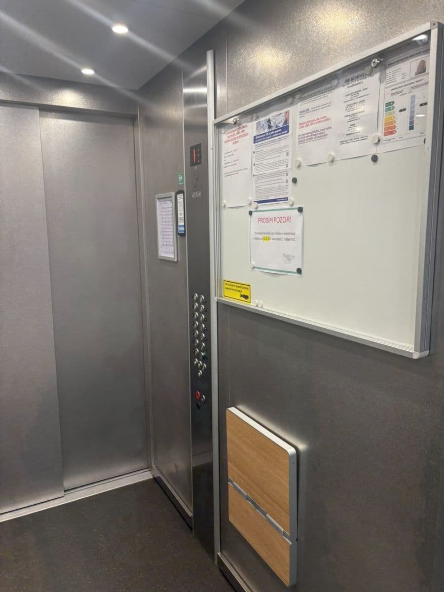Pronájem bytu 3+kk 71 m², Nevanova, Praha, Praha Pronájem bytu 3+kk 71 m², Nevanova, Praha, Praha