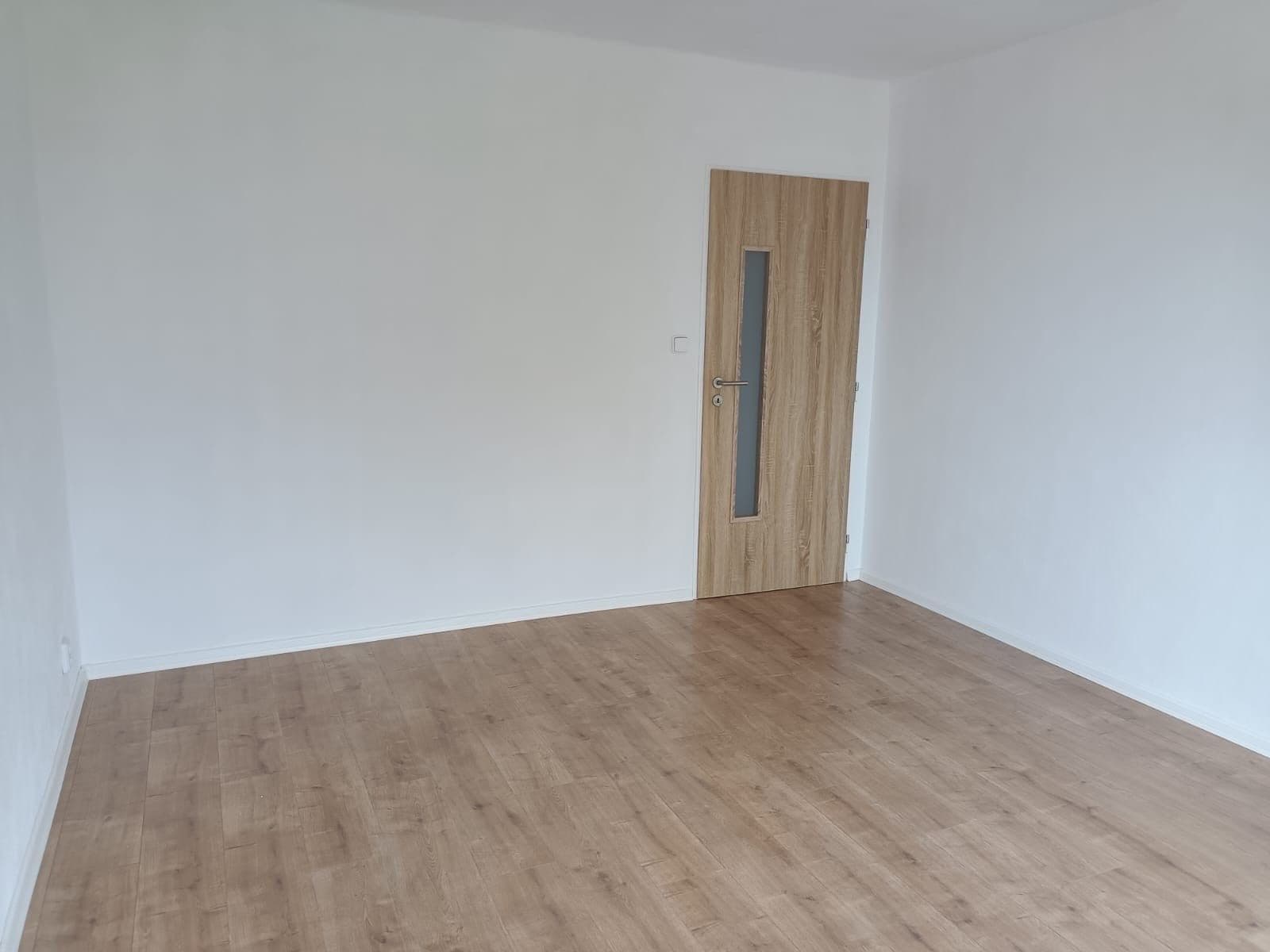 Prodej bytu 3+1 68 m², Pod Holým vrchem, Česká Lípa, Liberecký kraj Prodej bytu 3+1 68 m², Pod Holým vrchem, Česká Lípa, Liberecký kraj