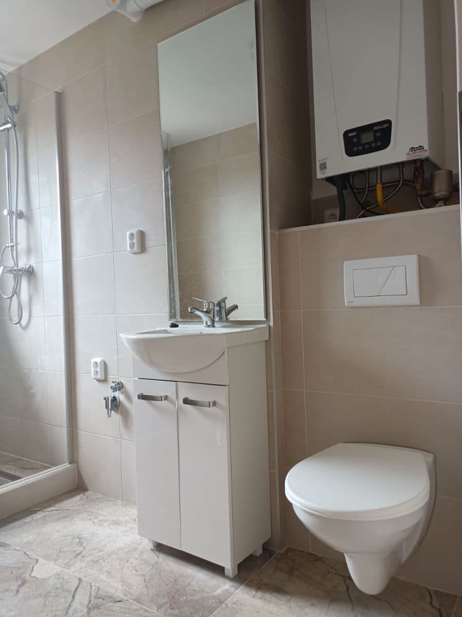 Prodej bytu 3+1 68 m², Pod Holým vrchem, Česká Lípa, Liberecký kraj Prodej bytu 3+1 68 m², Pod Holým vrchem, Česká Lípa, Liberecký kraj