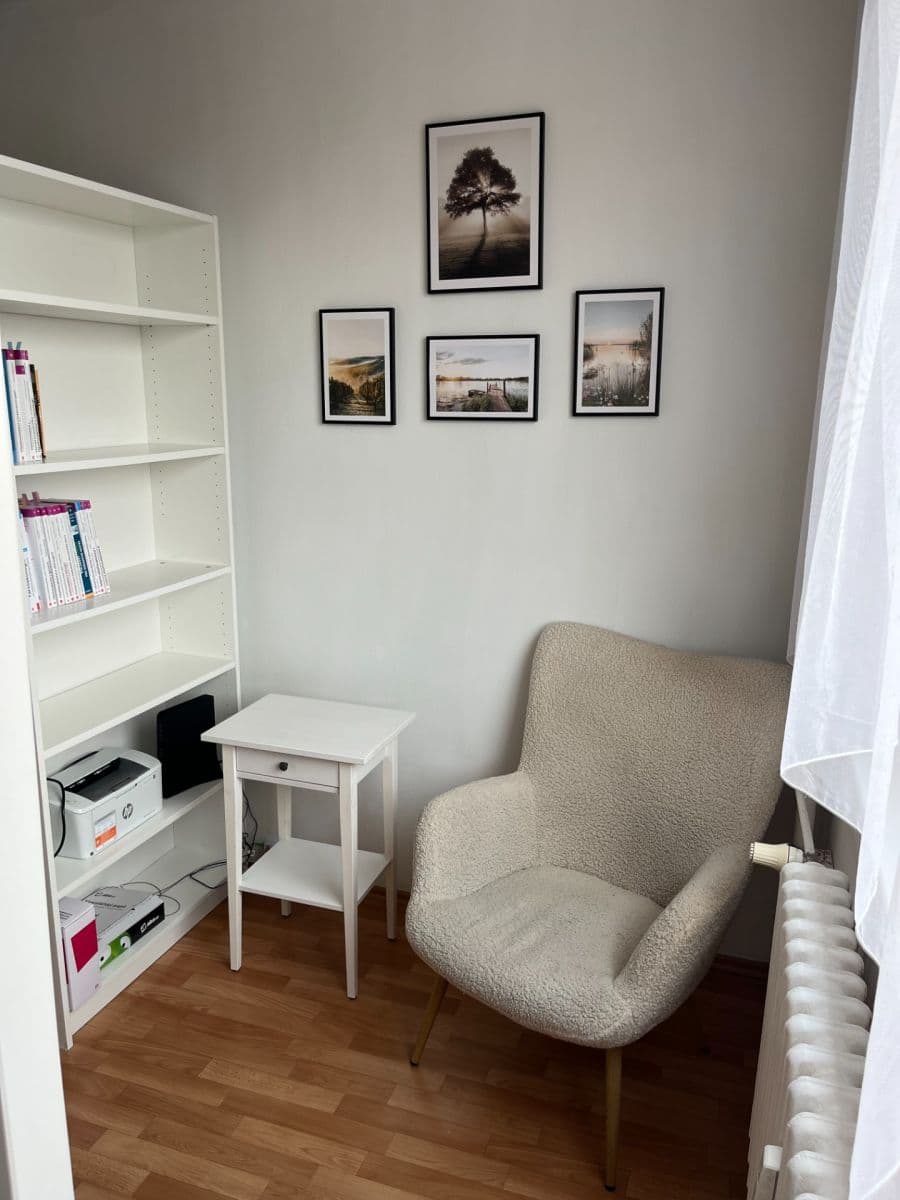 Pronájem bytu 1+kk 23 m², Lužická, Olomouc, Olomoucký kraj Pronájem bytu 1+kk 23 m², Lužická, Olomouc, Olomoucký kraj