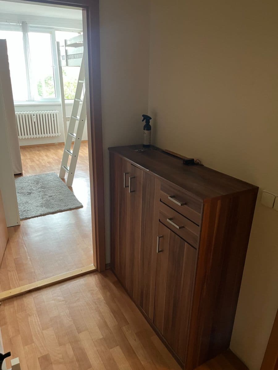 Pronájem bytu 1+kk 23 m², Lužická, Olomouc, Olomoucký kraj Pronájem bytu 1+kk 23 m², Lužická, Olomouc, Olomoucký kraj