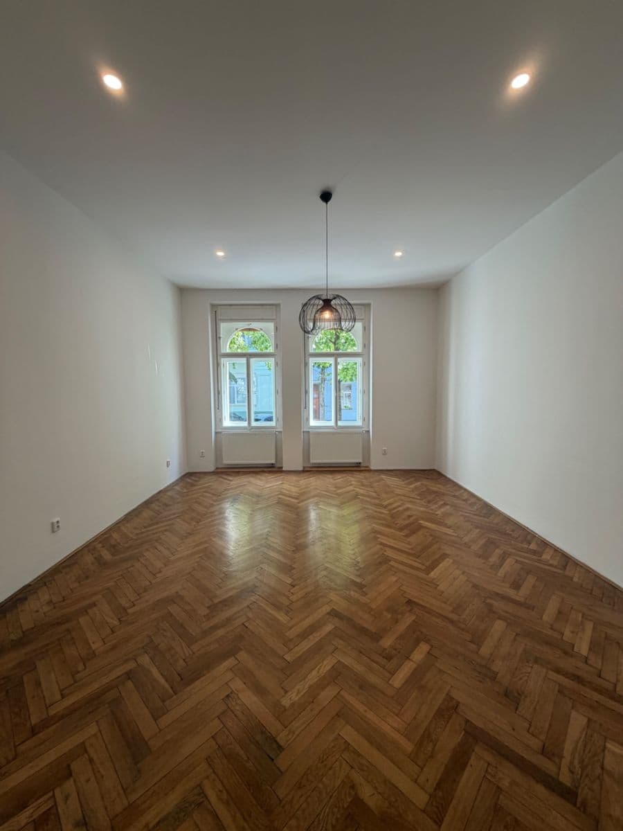Pronájem bytu 2+1 59 m², Chodská, Praha, Praha Pronájem bytu 2+1 59 m², Chodská, Praha, Praha