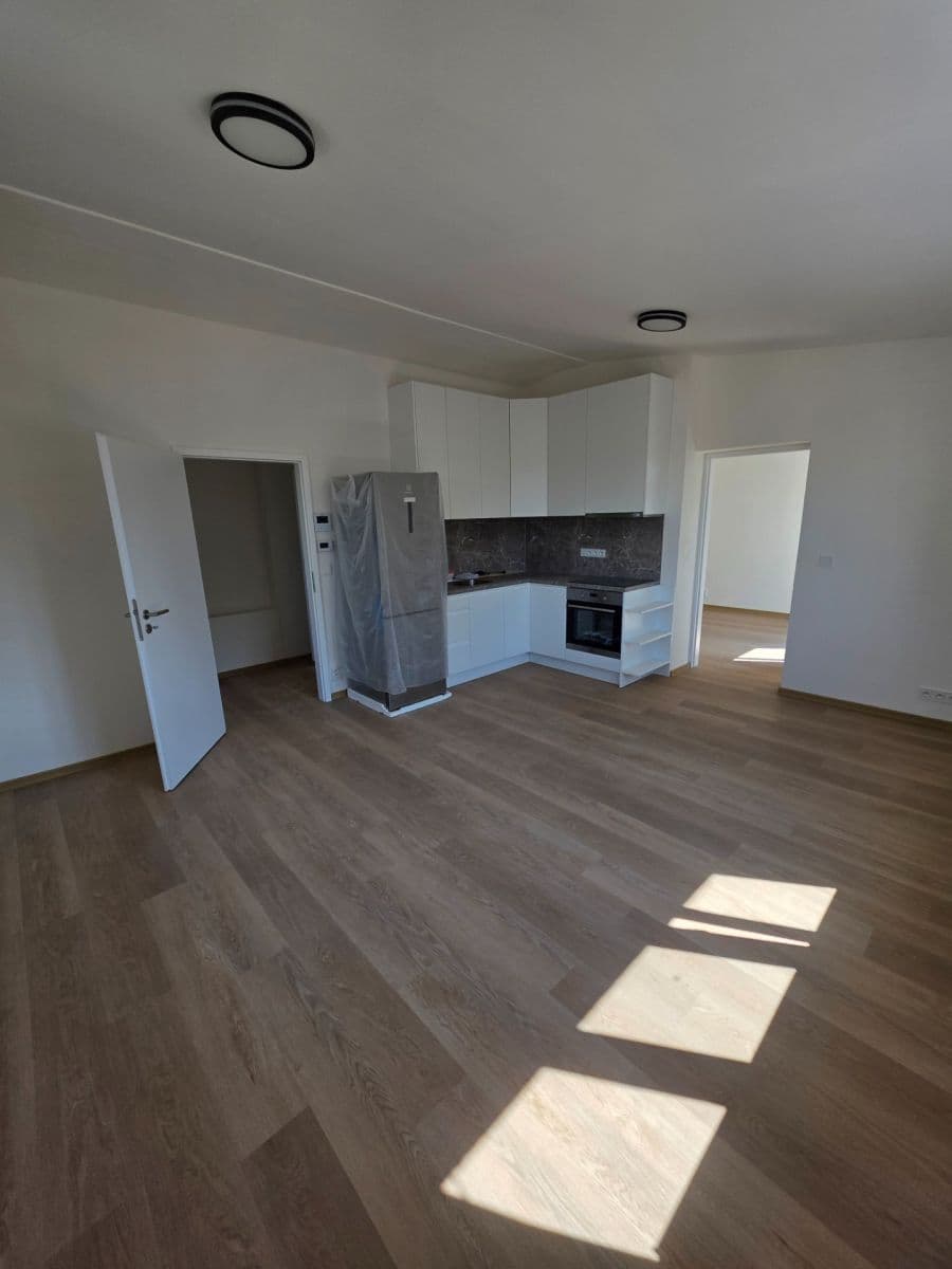 Pronájem bytu 2+kk 45 m², K Lipám, Praha, Praha Pronájem bytu 2+kk 45 m², K Lipám, Praha, Praha
