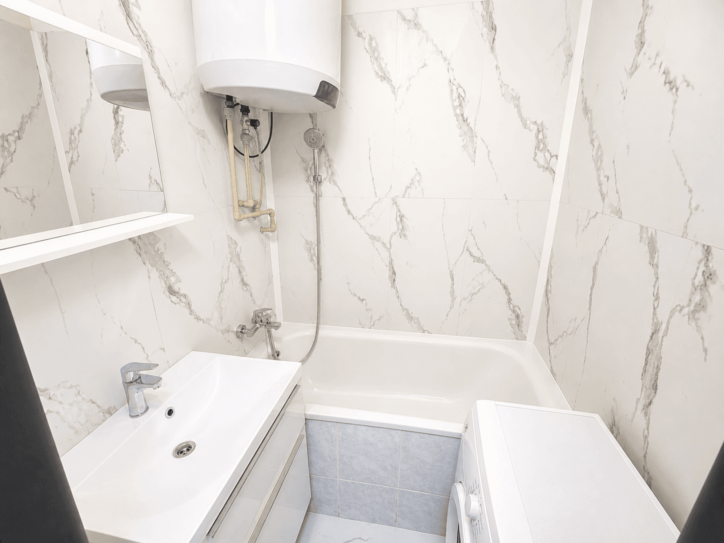 Prodej bytu 3+1 60 m², Školní, Průhonice, Středočeský kraj Prodej bytu 3+1 60 m², Školní, Průhonice, Středočeský kraj