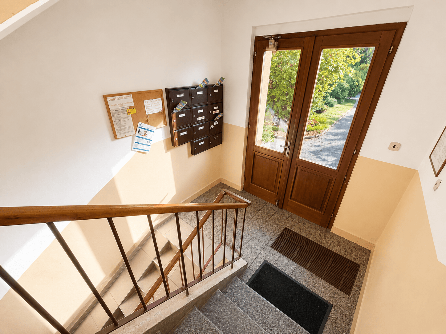 Prodej bytu 3+1 60 m², Školní, Průhonice, Středočeský kraj Prodej bytu 3+1 60 m², Školní, Průhonice, Středočeský kraj