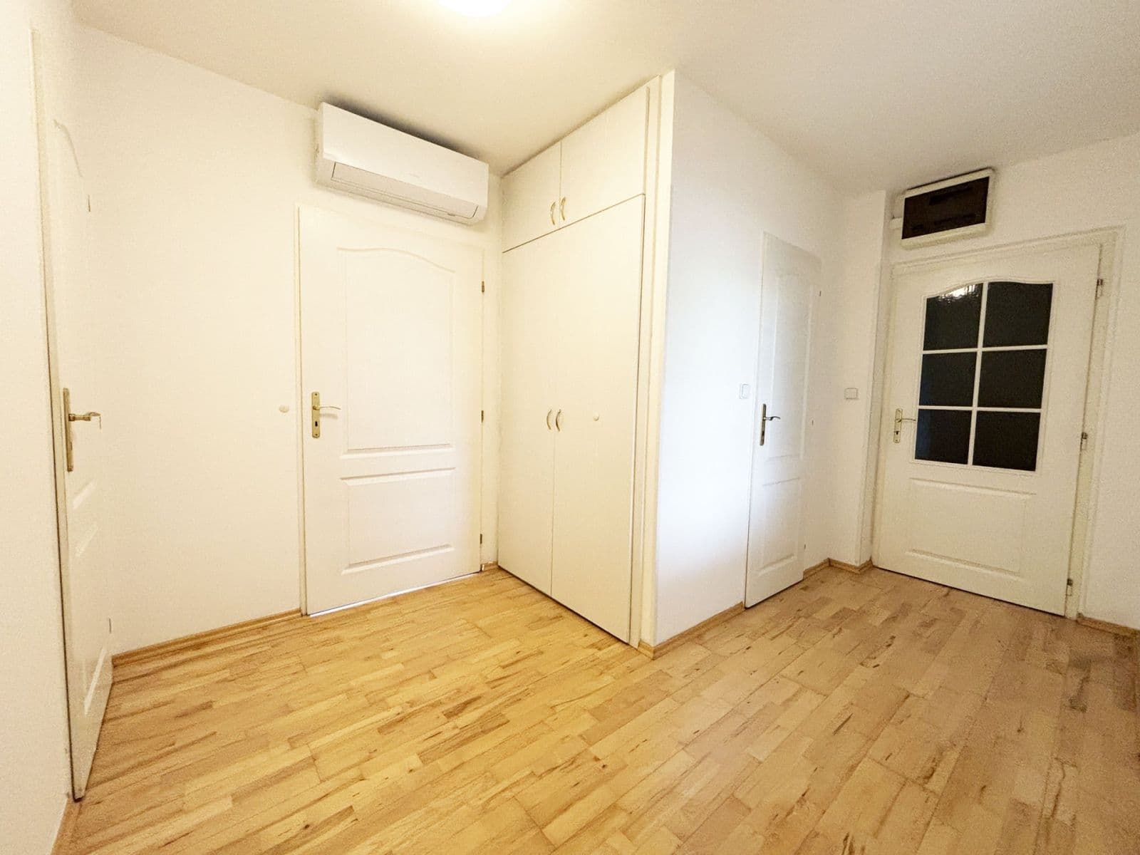 Pronájem bytu 3+kk 81 m², Květnového vítězství, Praha, Praha Pronájem bytu 3+kk 81 m², Květnového vítězství, Praha, Praha