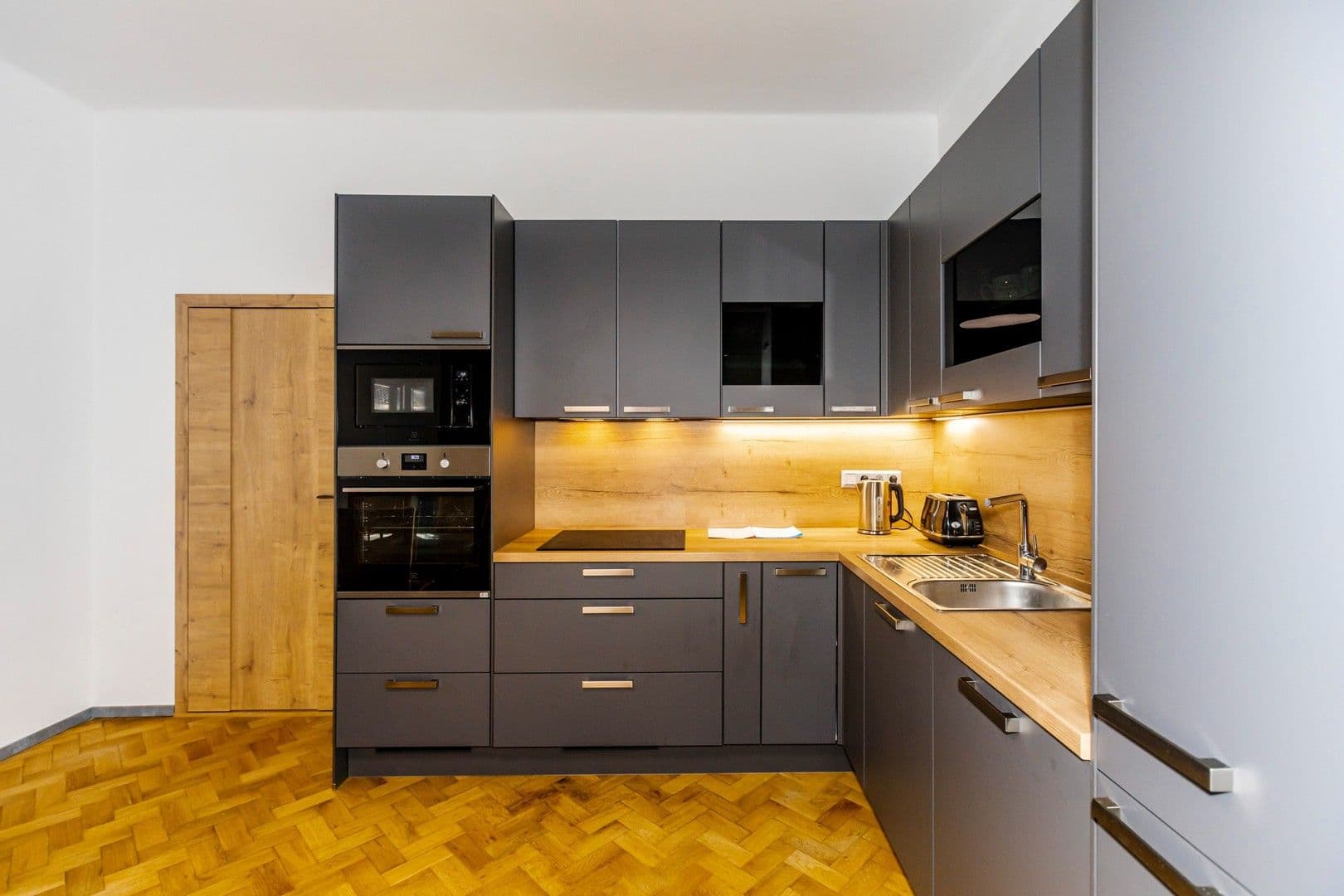 Pronájem bytu 3+1 83 m², Kubelíkova, Praha, Praha Pronájem bytu 3+1 83 m², Kubelíkova, Praha, Praha