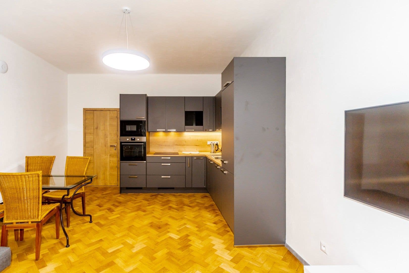Pronájem bytu 3+1 83 m², Kubelíkova, Praha, Praha Pronájem bytu 3+1 83 m², Kubelíkova, Praha, Praha