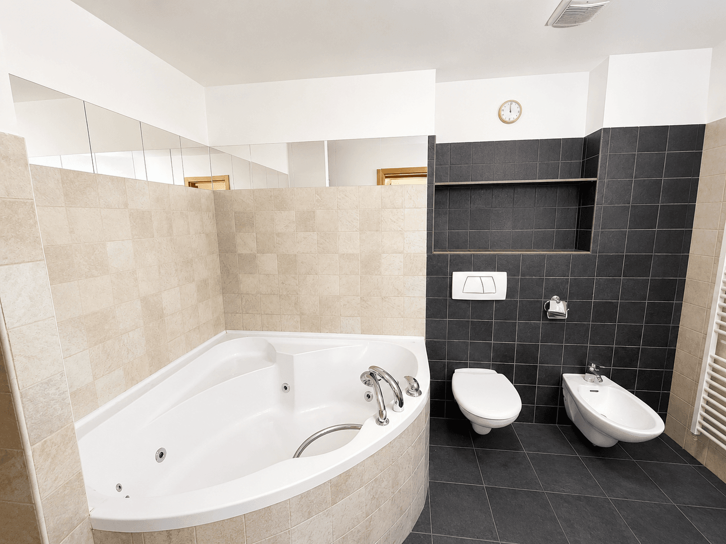 Prodej bytu 4+kk 180 m², Masarykova, Luhačovice, Zlínský kraj Prodej bytu 4+kk 180 m², Masarykova, Luhačovice, Zlínský kraj