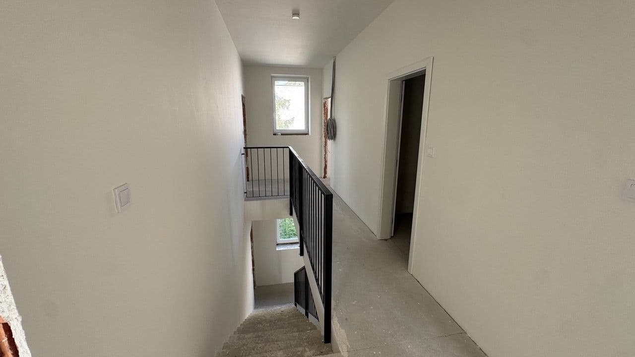 Prodej bytu 6+kk 146 m², Masarykova, Rudná, Středočeský kraj Prodej bytu 6+kk 146 m², Masarykova, Rudná, Středočeský kraj