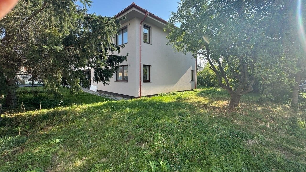 Prodej bytu 6+kk 146 m², Masarykova, Rudná, Středočeský kraj Prodej bytu 6+kk 146 m², Masarykova, Rudná, Středočeský kraj