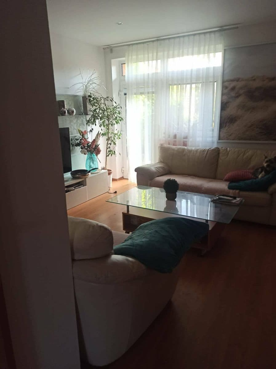 Prodej domu 135 m², pozemek 151 m², U hřiště, Brno, Jihomoravský kraj Prodej domu 135 m², pozemek 151 m², U hřiště, Brno, Jihomoravský kraj