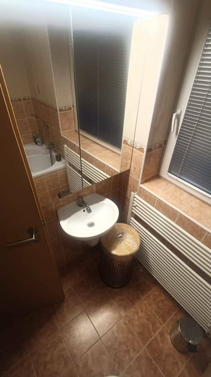 Prodej domu 135 m², pozemek 151 m², U hřiště, Brno, Jihomoravský kraj Prodej domu 135 m², pozemek 151 m², U hřiště, Brno, Jihomoravský kraj
