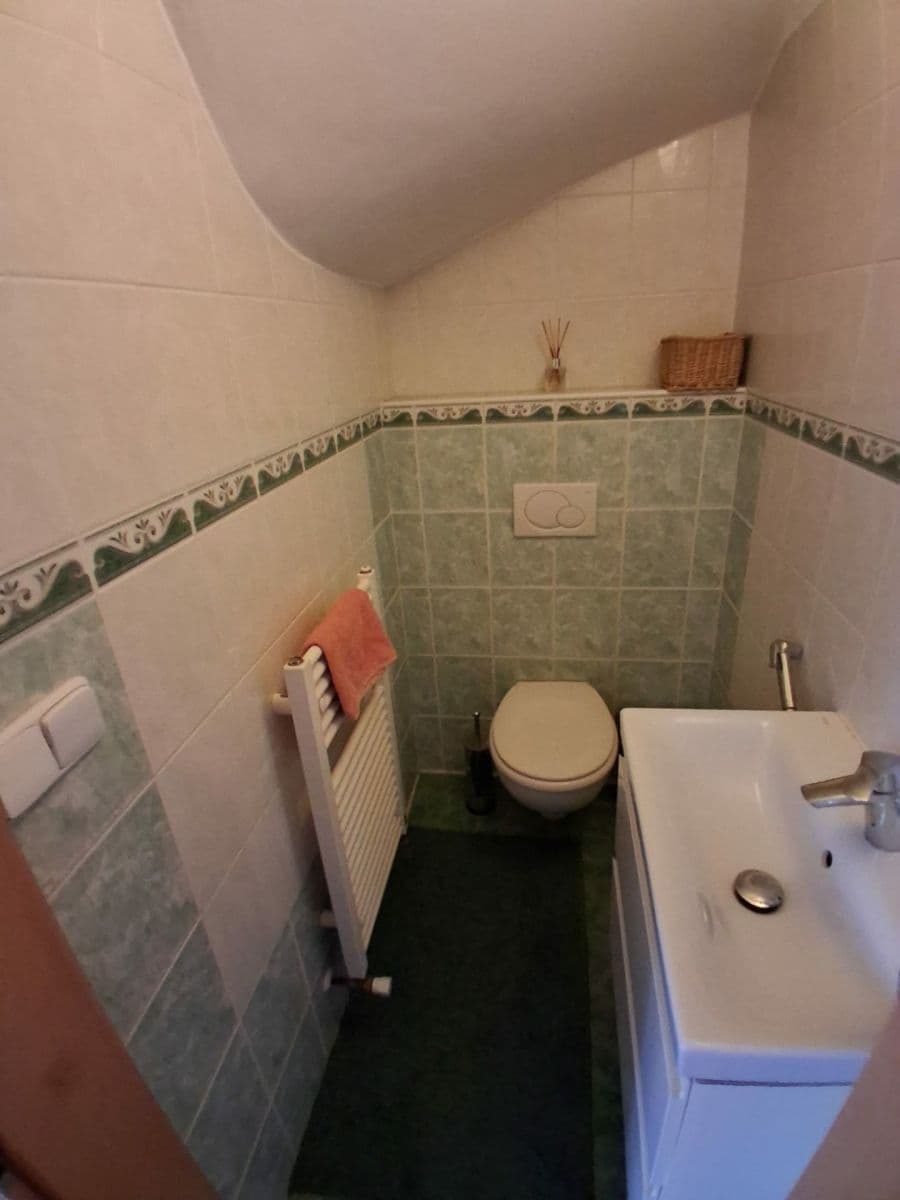 Prodej domu 135 m², pozemek 151 m², U hřiště, Brno, Jihomoravský kraj Prodej domu 135 m², pozemek 151 m², U hřiště, Brno, Jihomoravský kraj
