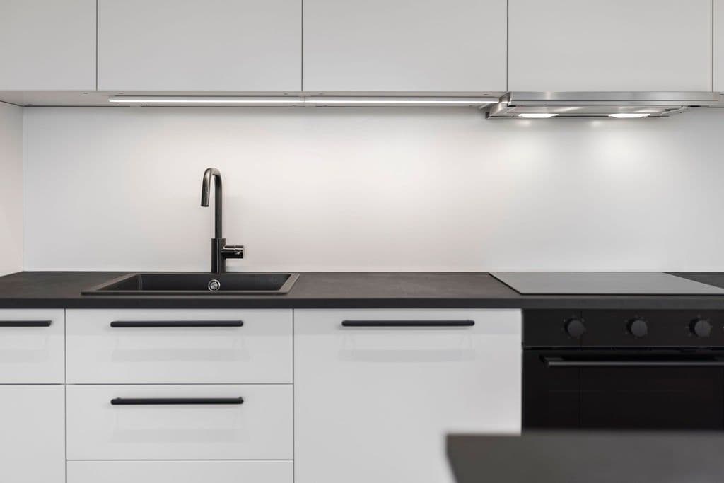 Prodej bytu 3+kk 70 m², Poljanovova, Praha, Praha Prodej bytu 3+kk 70 m², Poljanovova, Praha, Praha