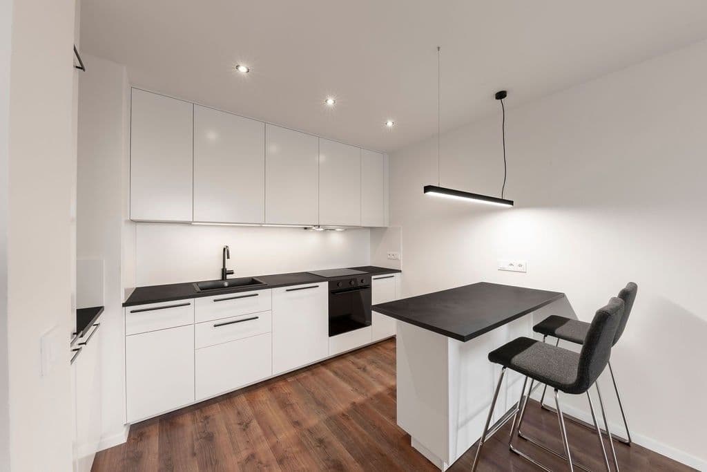 Prodej bytu 3+kk 70 m², Poljanovova, Praha, Praha Prodej bytu 3+kk 70 m², Poljanovova, Praha, Praha