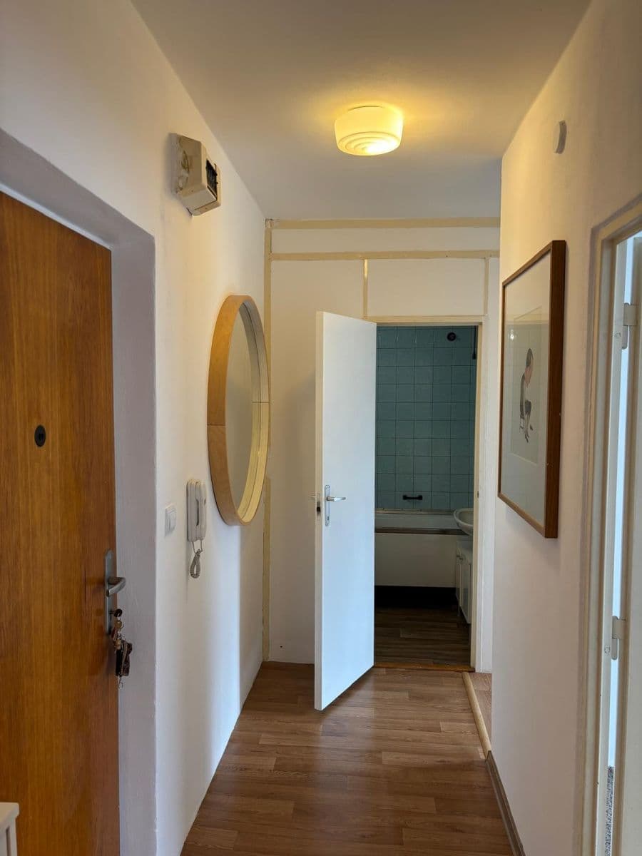 Prodej bytu 1+1 39 m², Minická, Praha, Praha Prodej bytu 1+1 39 m², Minická, Praha, Praha