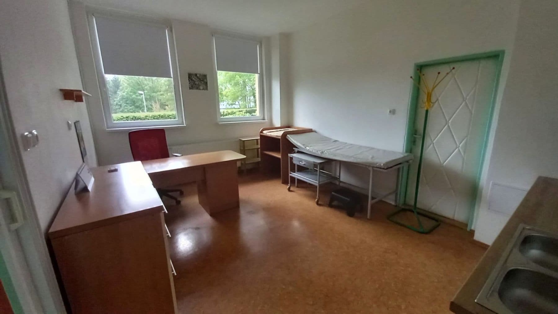 Pronájem nebytového prostoru 95 m², Aloisina výšina, Liberec, Liberecký kraj Pronájem nebytového prostoru 95 m², Aloisina výšina, Liberec, Liberecký kraj