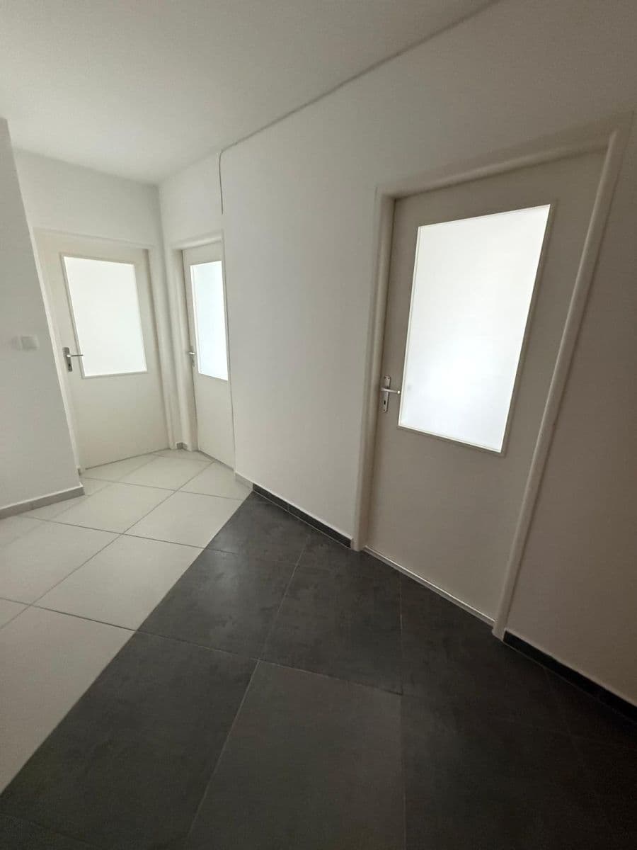 Pronájem bytu 2+1 52 m², Dvouletky, Ostrava, Moravskoslezský kraj Pronájem bytu 2+1 52 m², Dvouletky, Ostrava, Moravskoslezský kraj