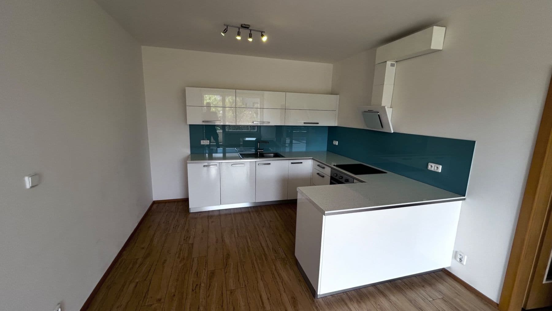 Pronájem bytu 3+kk 66 m², Pavla Beneše, Praha, Praha Pronájem bytu 3+kk 66 m², Pavla Beneše, Praha, Praha