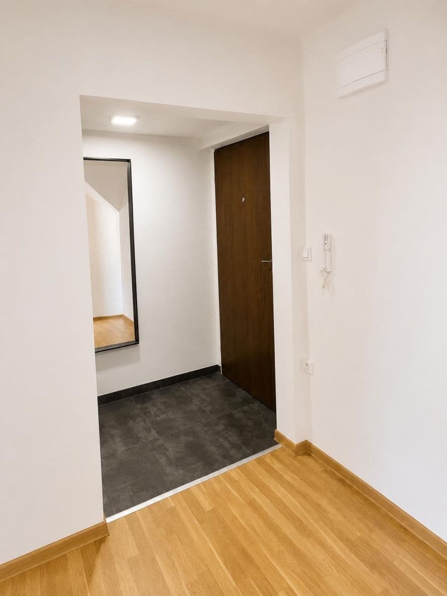 Pronájem bytu 2+kk 51 m², Kukučínova, Ostrava, Moravskoslezský kraj Pronájem bytu 2+kk 51 m², Kukučínova, Ostrava, Moravskoslezský kraj
